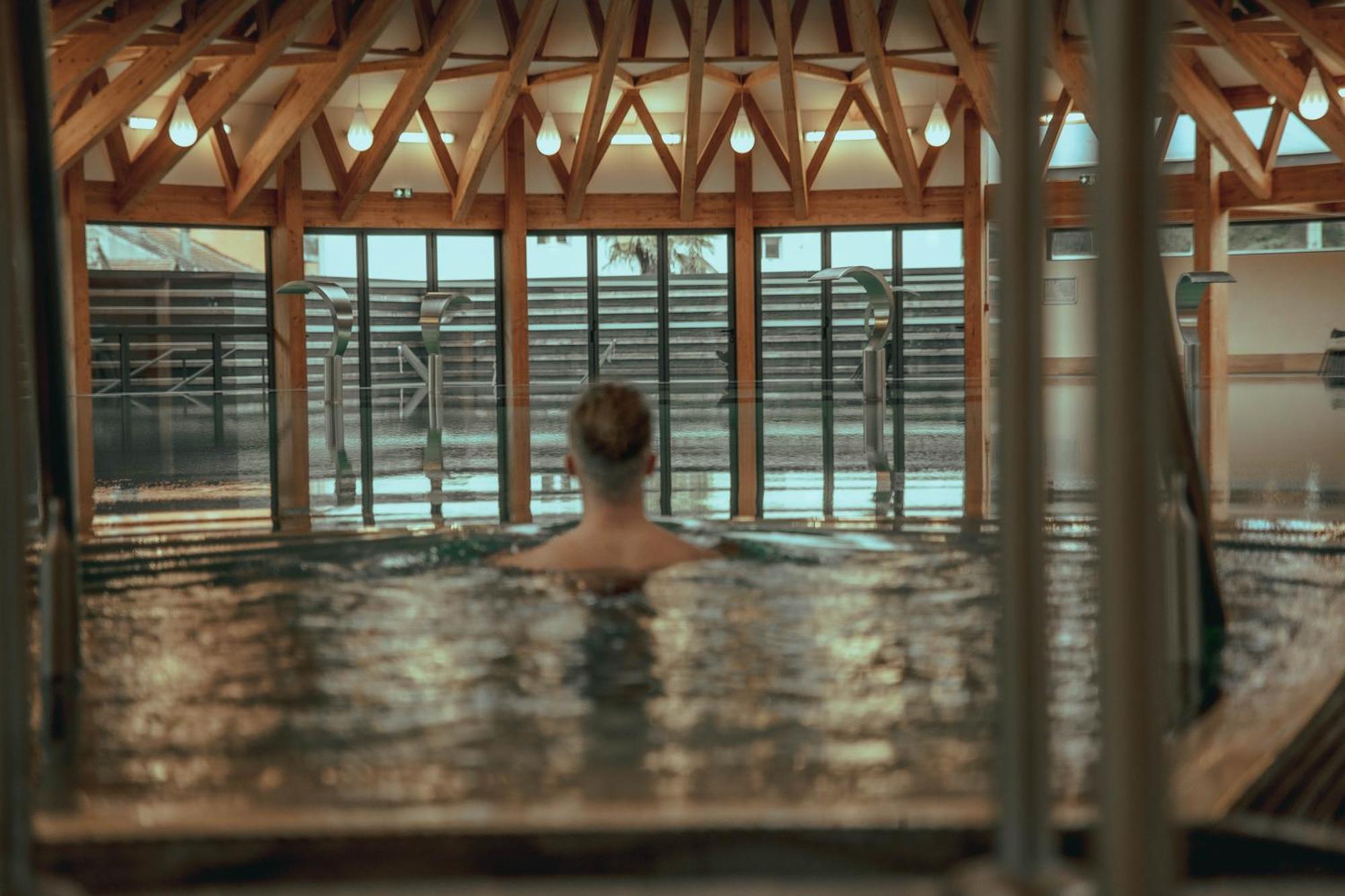 Villa Aimee Luxury Apartments With Heated Pool Vals-les-Bains Eksteriør bilde