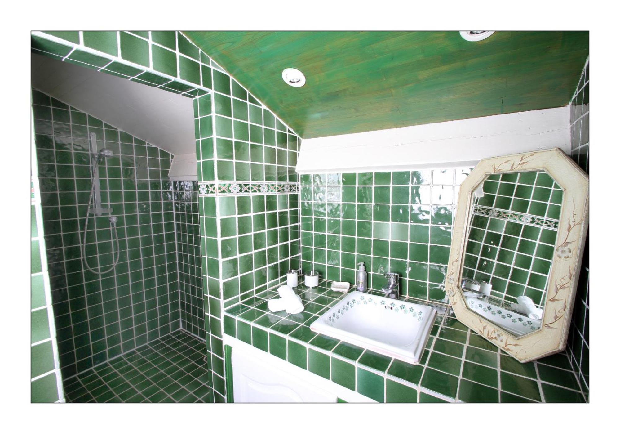Villa Aimee Luxury Apartments With Heated Pool Vals-les-Bains Eksteriør bilde